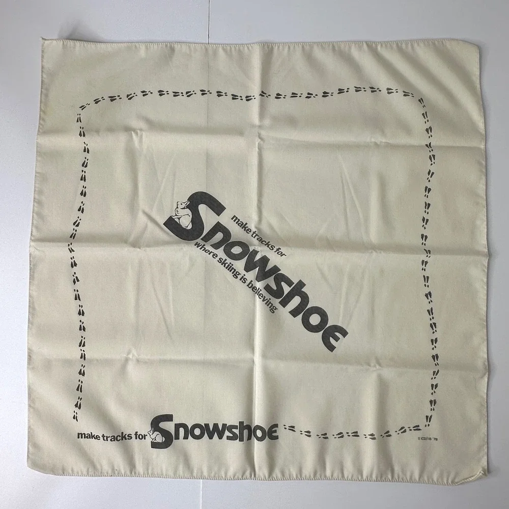 Vtg 1978 Snowshoe Mountain Ski Resort Bandana Scarf Cream Make Tracks Graphic